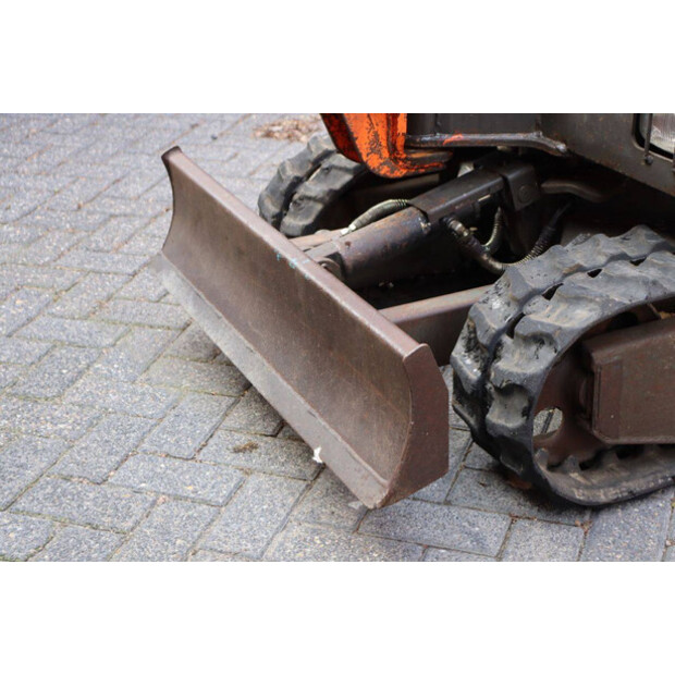 TAKEUCHI TB080-42544279