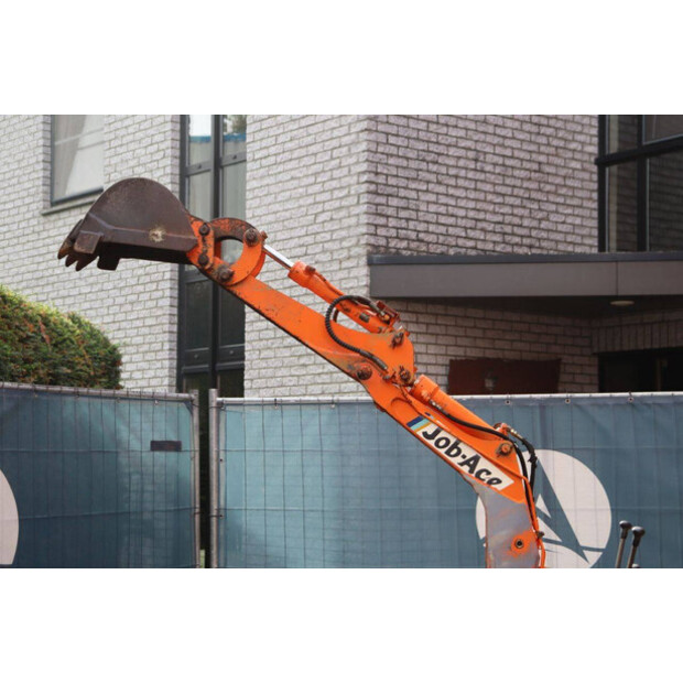 TAKEUCHI TB080-42544300