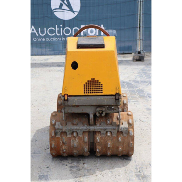 2007 بوماج BMP 851-42544754