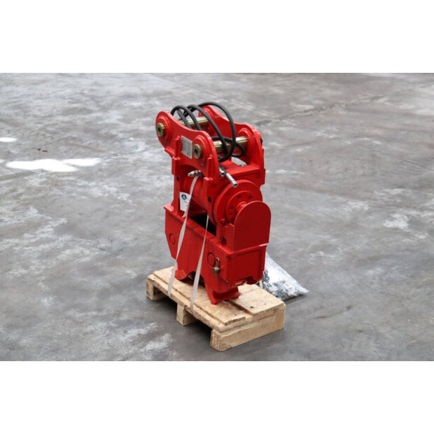 2025 ستريك لاند HM03-42544826