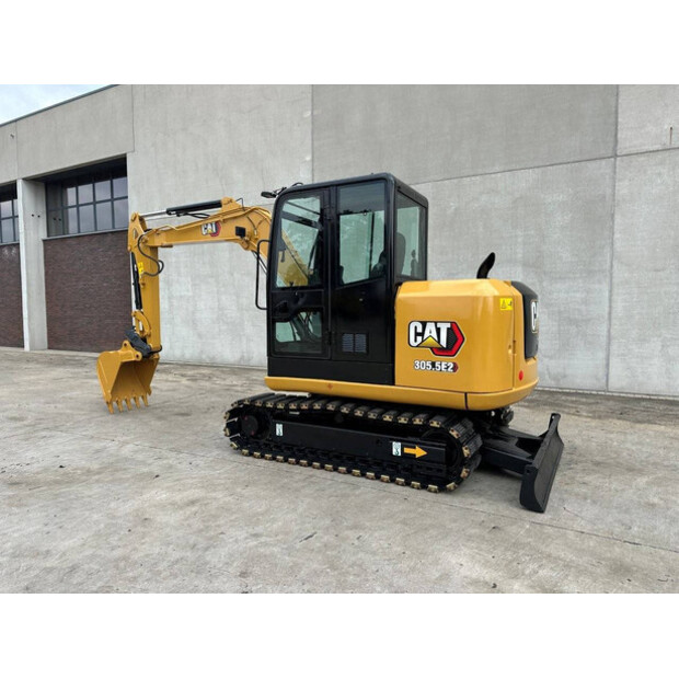2018 Caterpillar 305.5E2-42545064