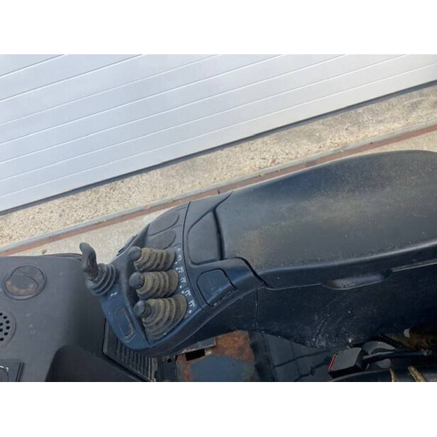 2015 Linde H25T-02-42545552