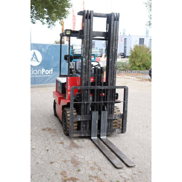 NYK FB20-42546219