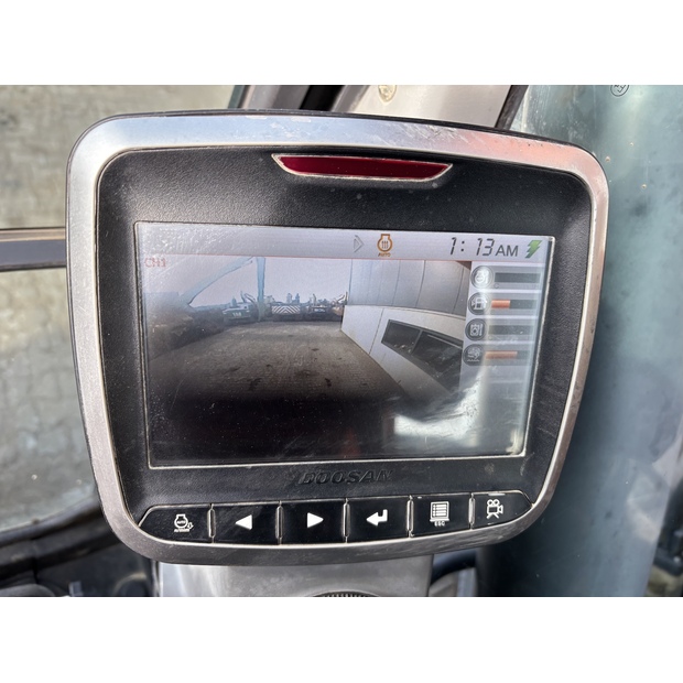 2017 Doosan DX235LCR-5-42546909
