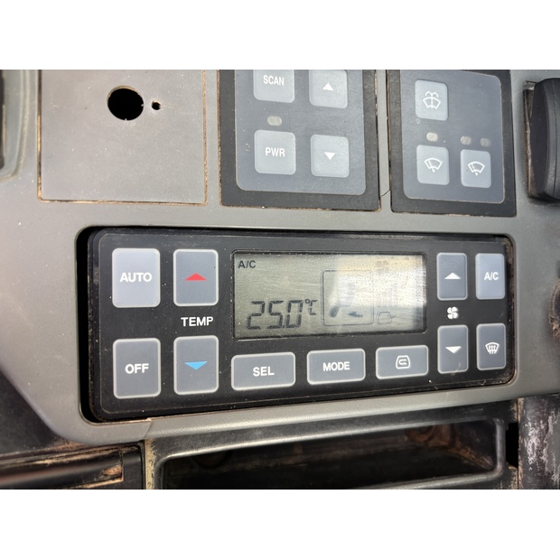 2017 Doosan DX235LCR-5-42546910