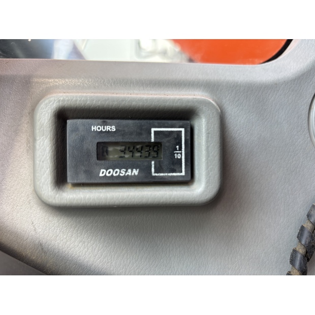 2017 Doosan DX235LCR-5-42546911