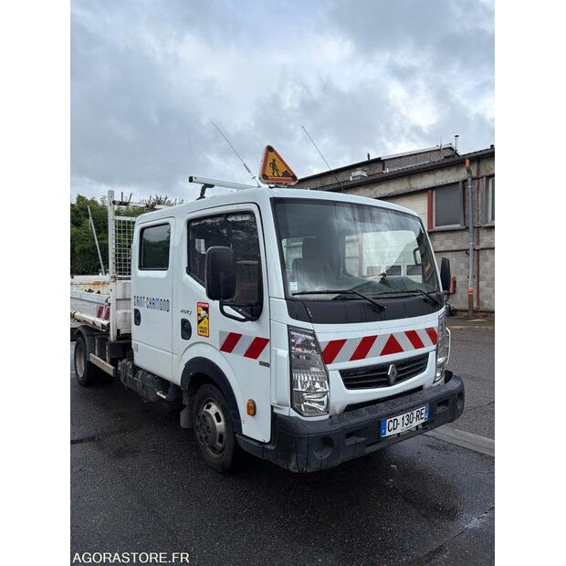 2012 Renault Maxity-42548399