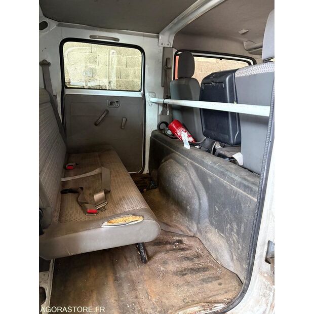 2012 Renault Maxity-42548407