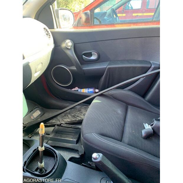 2009 Renault Clio-42549189