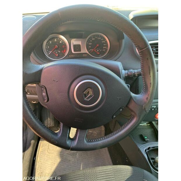 2009 Renault Clio-42549190