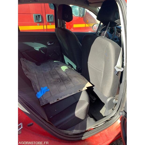 2009 Renault Clio-42549193