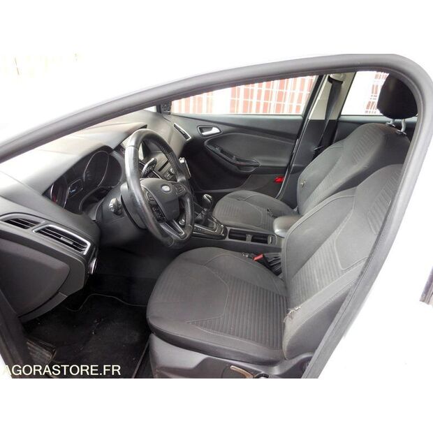2018 Ford Focus-42549455