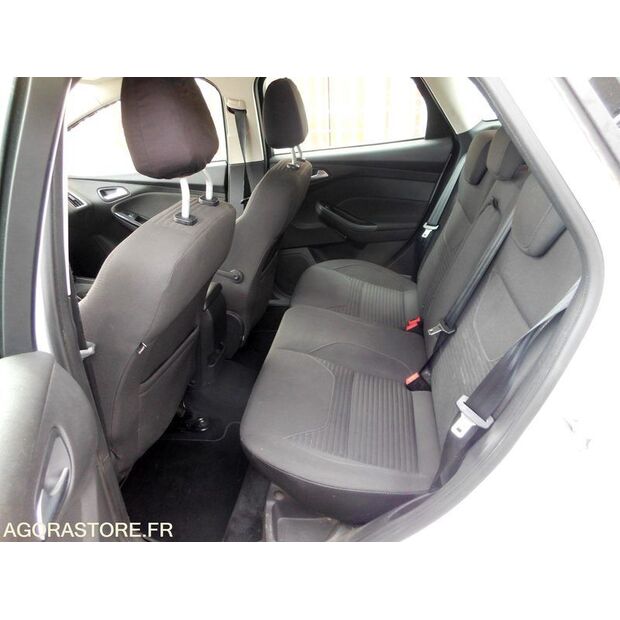 2018 Ford Focus-42549456