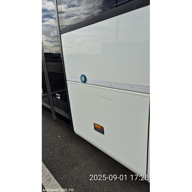 Mercedes-Benz INTOURO-42549525