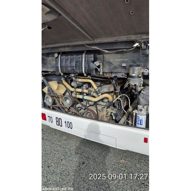 Mercedes-Benz INTOURO-42549537