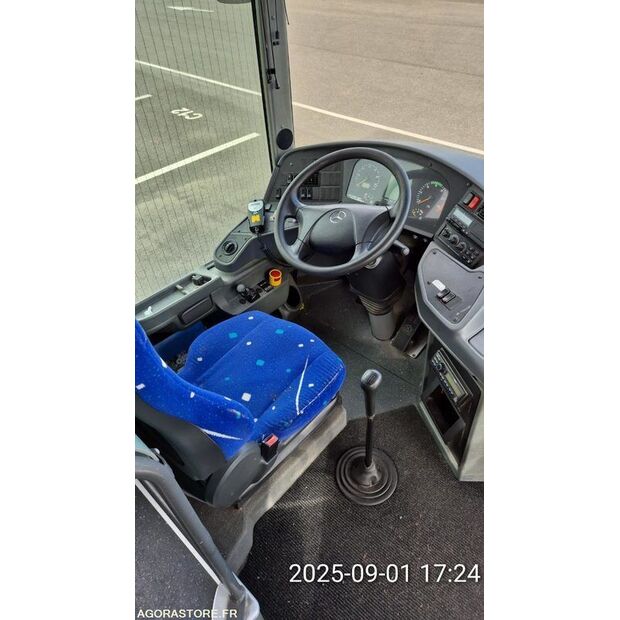 Mercedes-Benz INTOURO-42549545