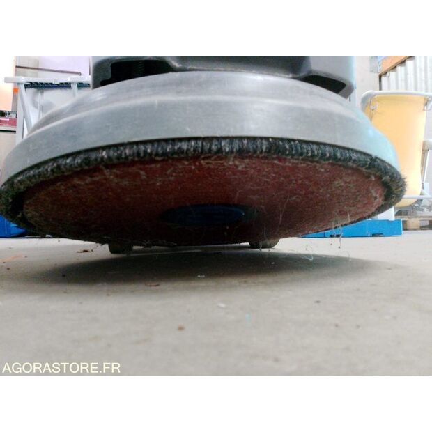 2020 TENNANT T300-42550221