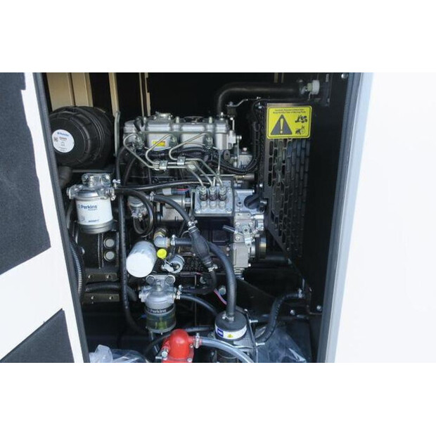 2023 Perkins 403A-15G1-42550278