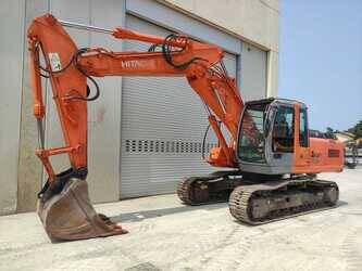 صورة ل حفارات مجنزرة 2003 هيتاشى ZX210