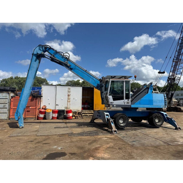 2011 FUCHS MHL 335-42551818