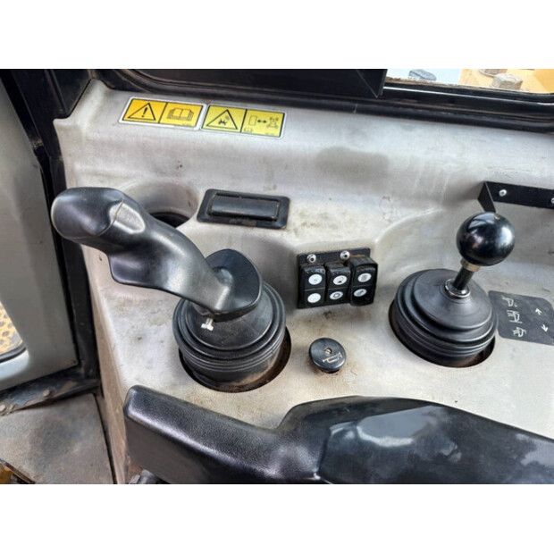 2010 Caterpillar D6T-42551887