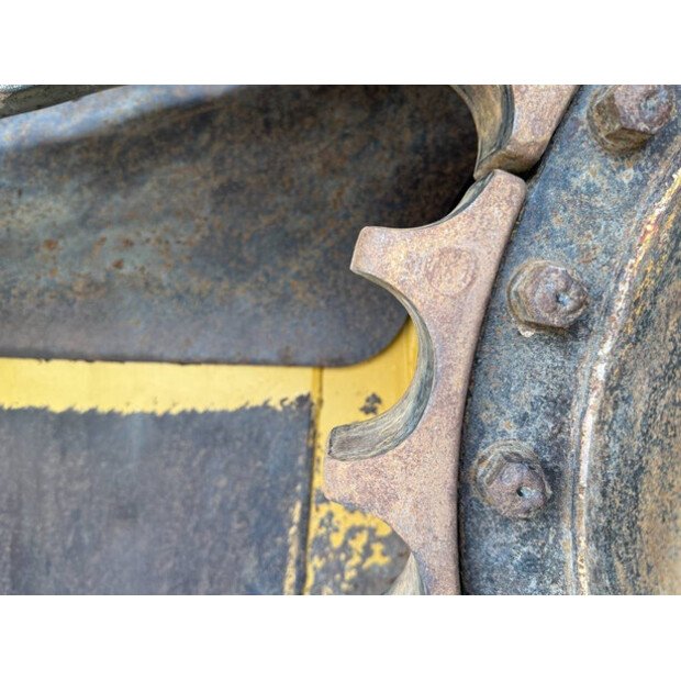 2010 Caterpillar D6T-42551896
