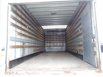 2011-volvo-fl-240-1321711-42552334