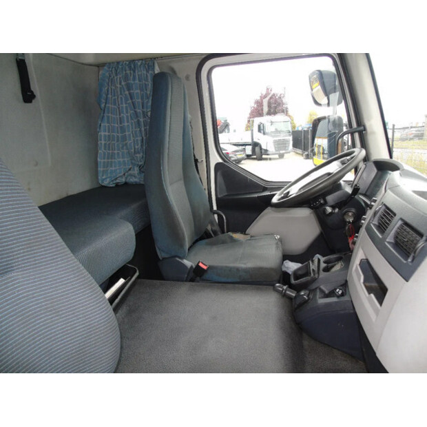 2011 Volvo FL 240-42552338