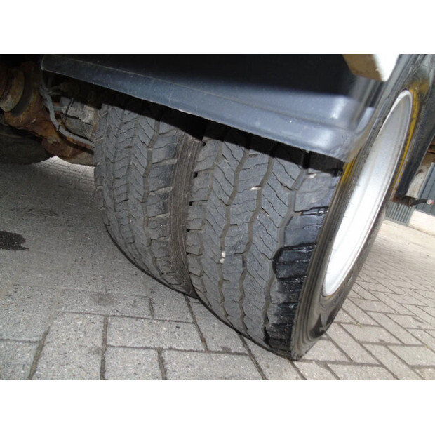 2011 Volvo FL 240-42552344