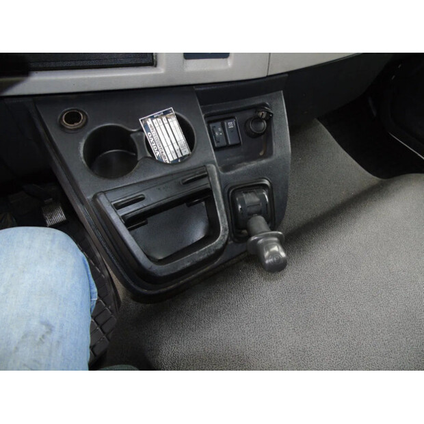 2011 Volvo FL 240-42552356