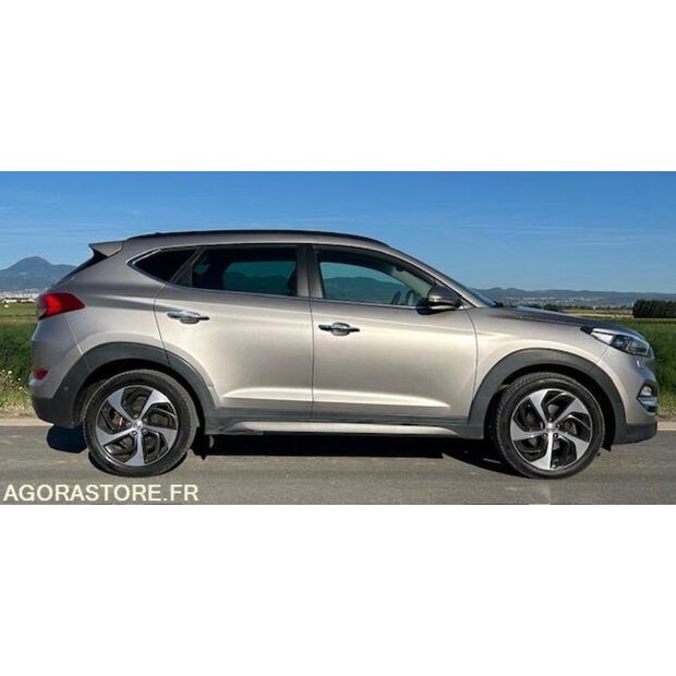 2016 Hyundai TUCSON-42565155
