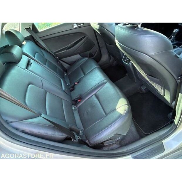 2016 Hyundai TUCSON-42565161