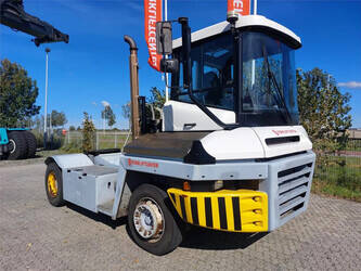 Image de TRACTEUR DE REMORQUAGE 2014 Terberg TT223