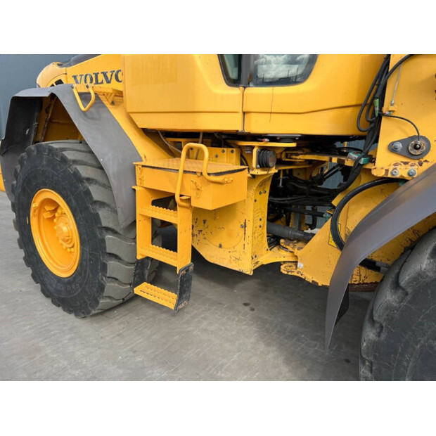 2011 Volvo L90F-42566256