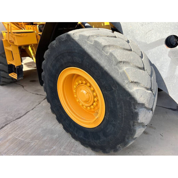 2011 Volvo L90F-42566267