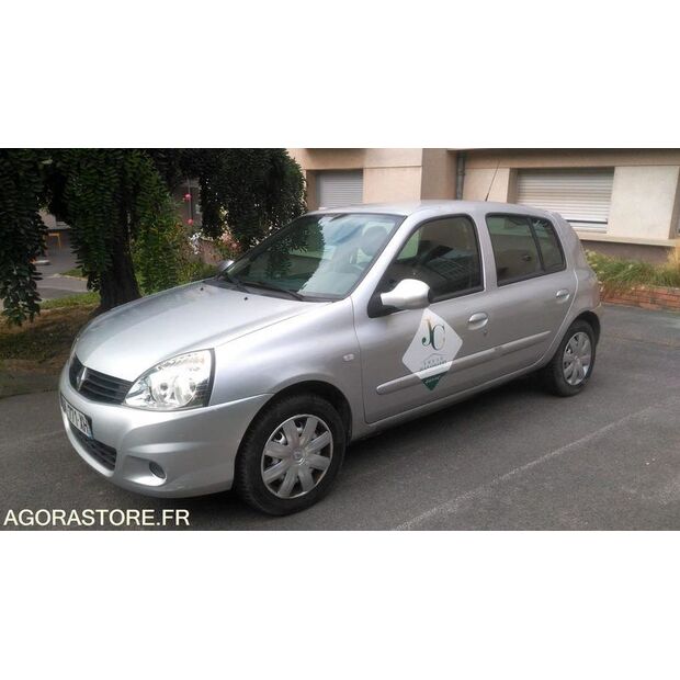 2010 Renault Clio-42578227