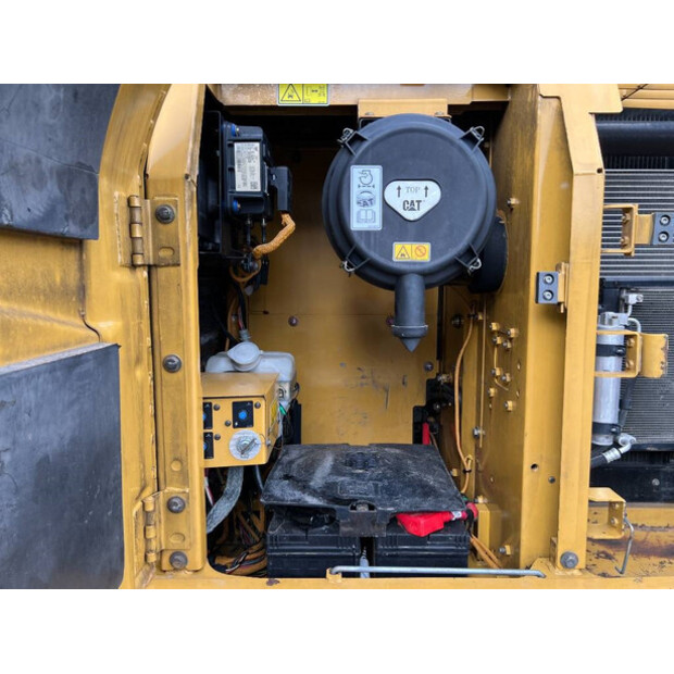 2008 Caterpillar 320DL-42579188