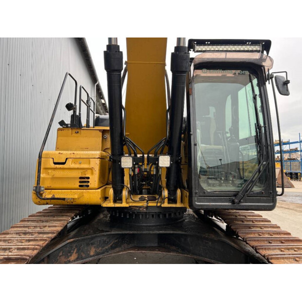 2017 Caterpillar 330FL-42579450