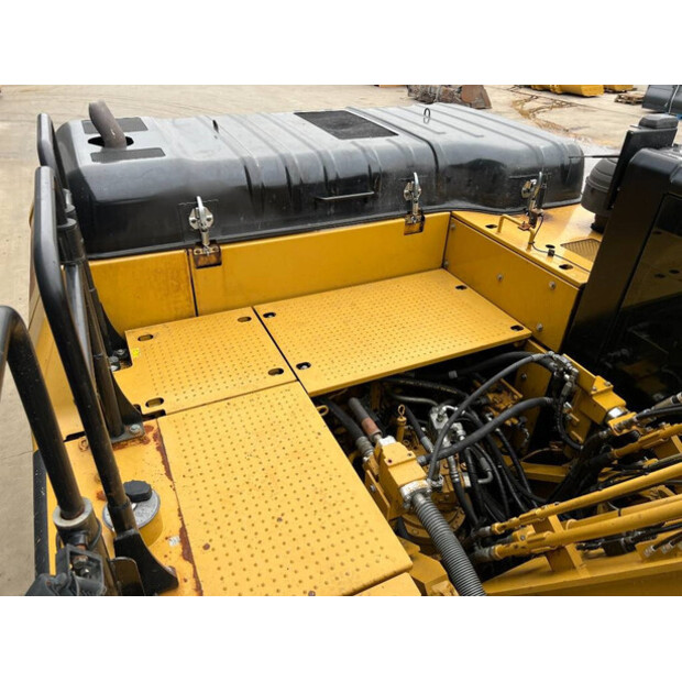 2017 Caterpillar 330FL-42579459