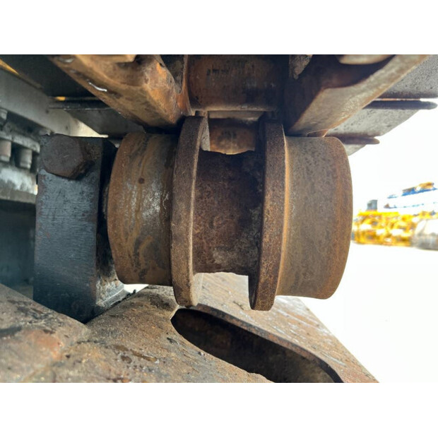 2017 Caterpillar 330FL-42579472