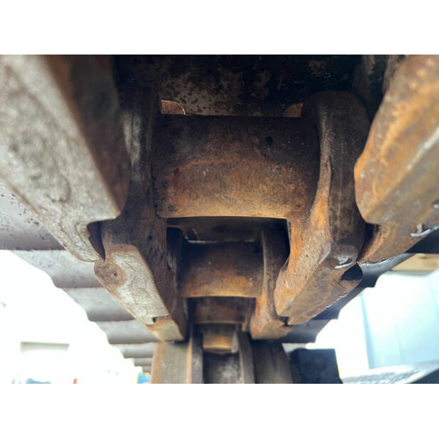 2017 Caterpillar 330FL-42579473