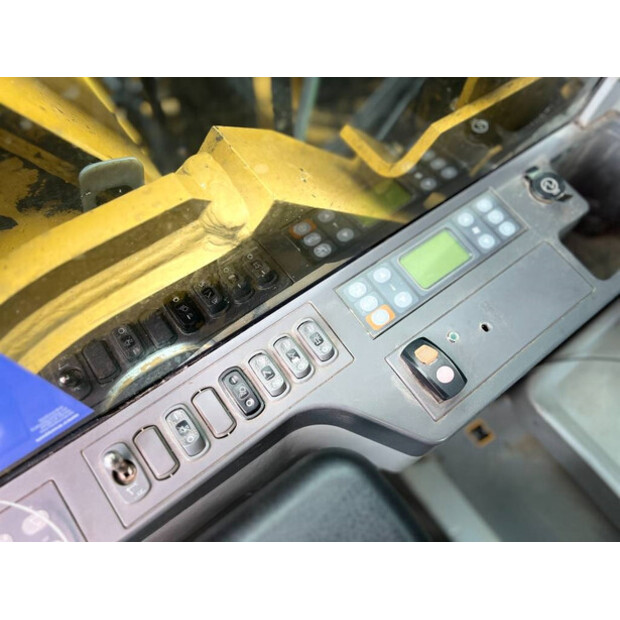 2017 Caterpillar 330FL-42579485