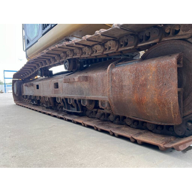 2017 Caterpillar 330FL-42579494