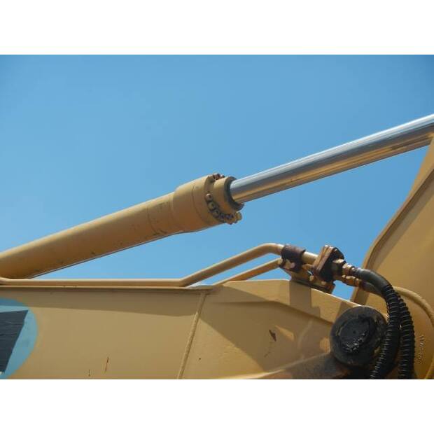 2003 Caterpillar 320CLU-42581462