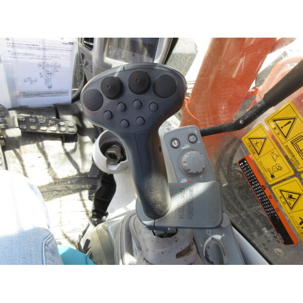 2015 Hitachi ZX135US-5B-42581523