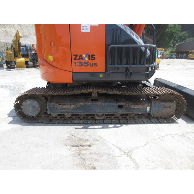 2015 Hitachi ZX135US-5B-42581584