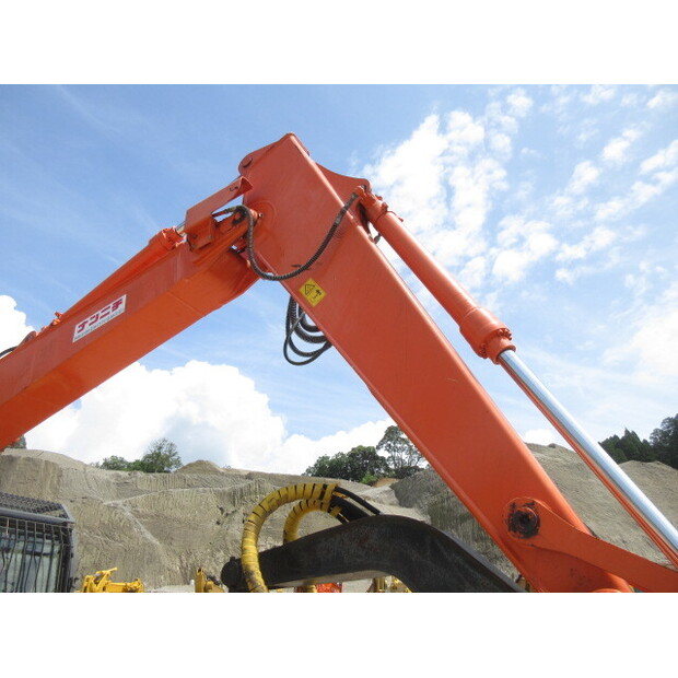 2015 Hitachi ZX135US-5B-42581591