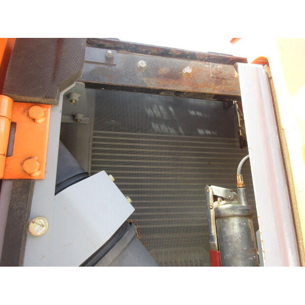 2015 Hitachi ZX135US-5B-42581606