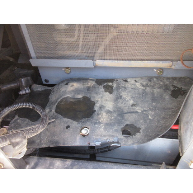 2015 Hitachi ZX135US-5B-42581608