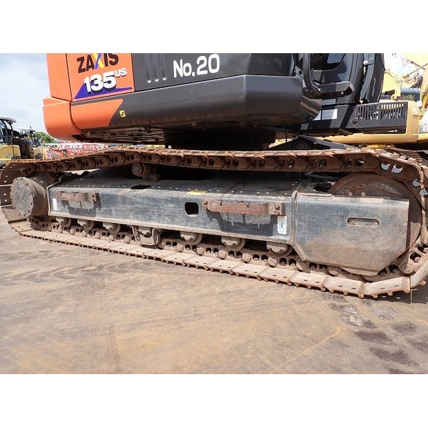 2019 Hitachi ZX135US-6-42581632